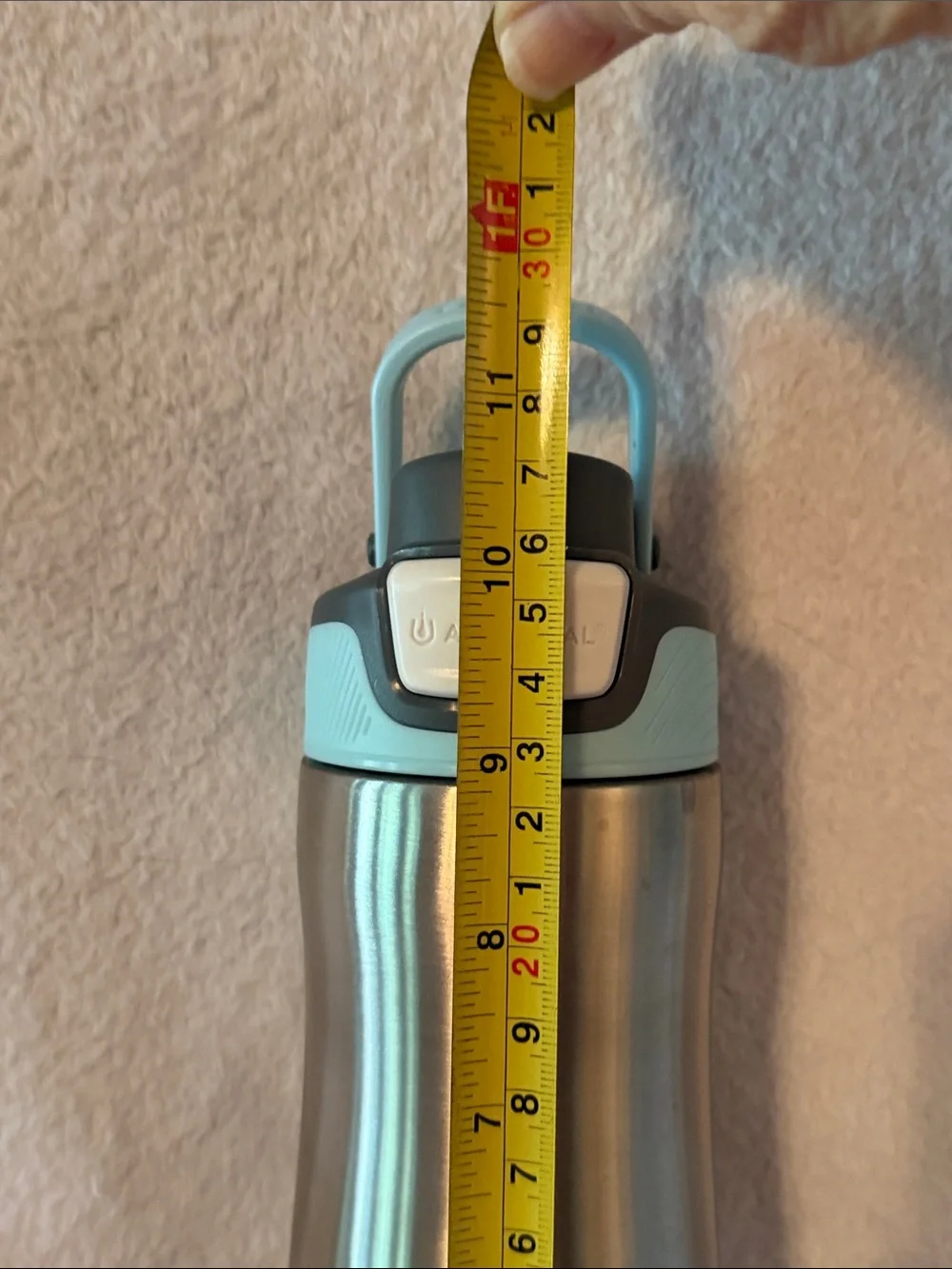 NWOT Contigo 24 oz. Water Bottle